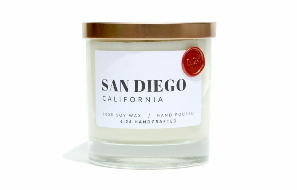 Glass candle with sticker: San Diego California