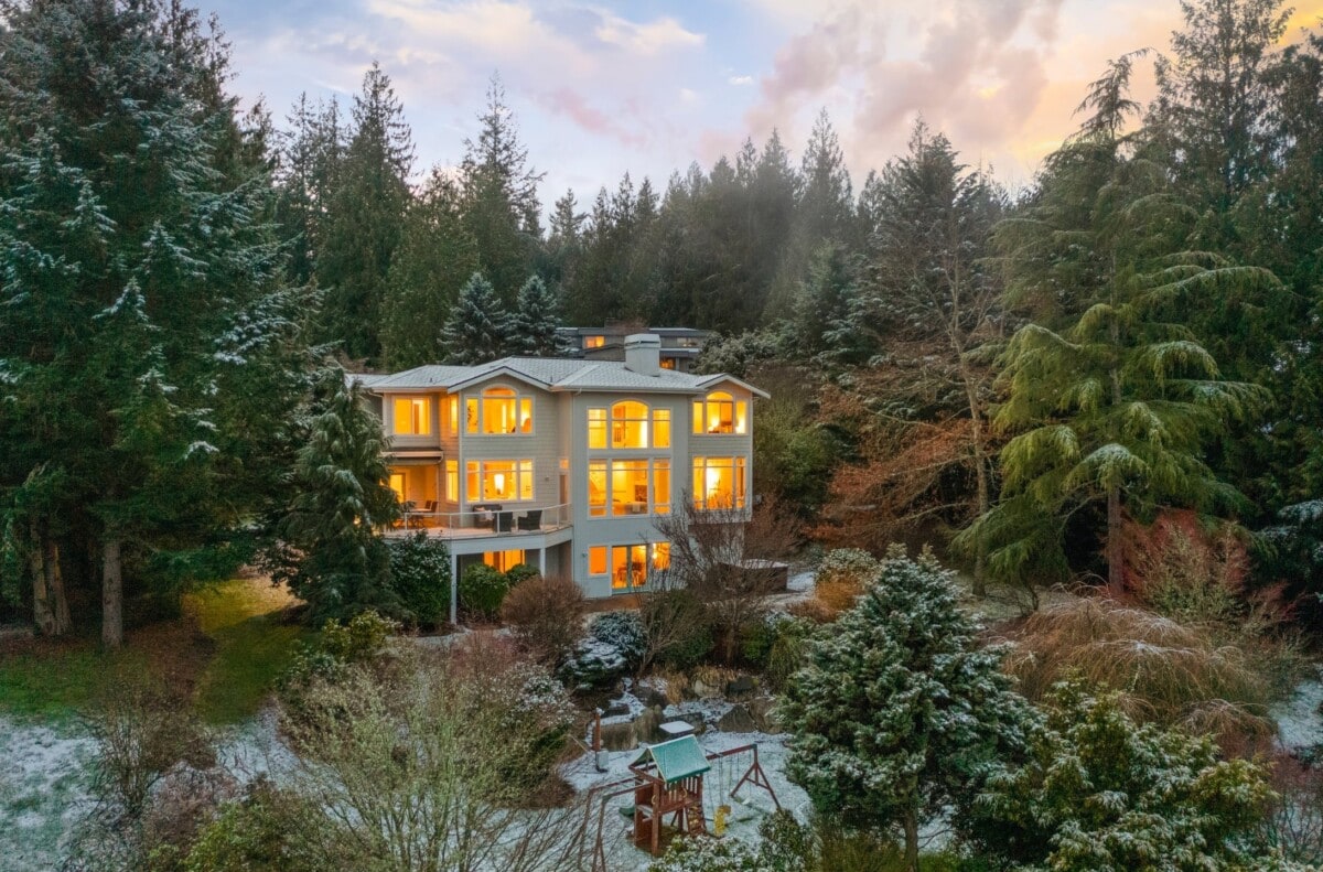 luxury redfin home 1626 292nd Pl NE,Carnation, WA