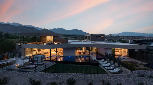 feature image of Modern Minimalist Estate Fetches Nearly $20 Million – A Vegas Record This Year