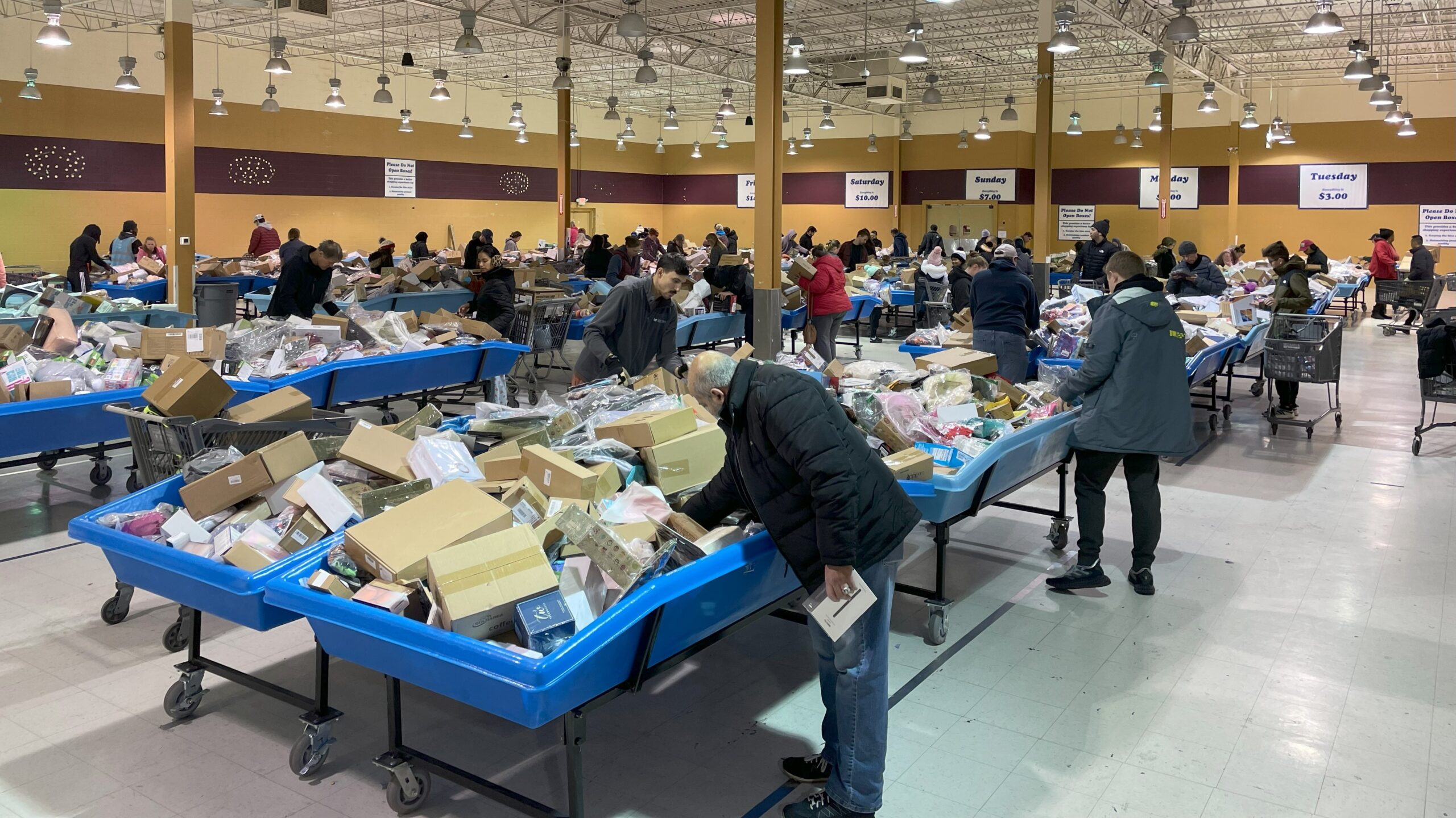 Amazon returns re-seller Where Ya Bin opening new store in Henrico 1 where ya bin store 1 scaled