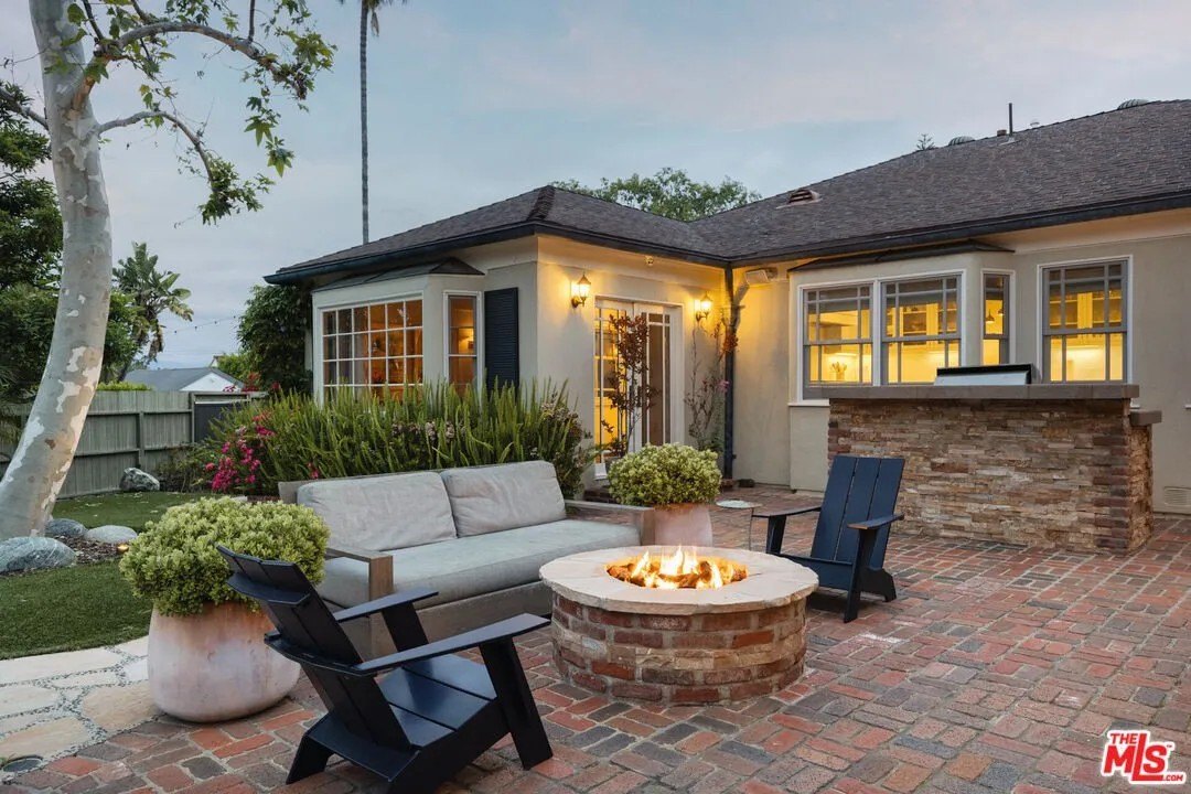Realtor.com - Tony Hale 1