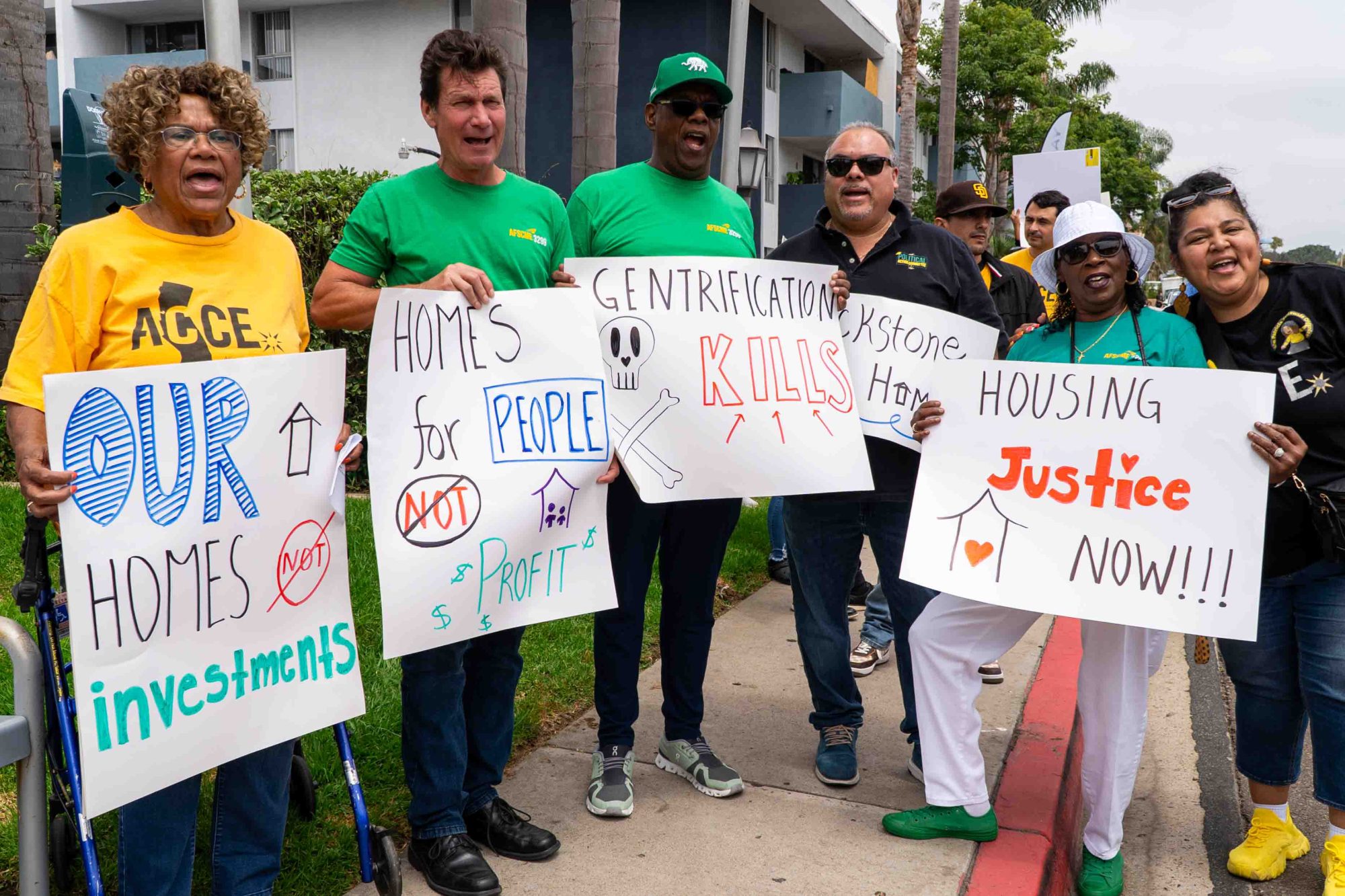 San Diego residents protest the unfair practices of Blackstone, the nation's largest corporate landlord, at Bay Apartments, one of their local properties in Pacific Beach. (Courtesy of Paul Valdivia)