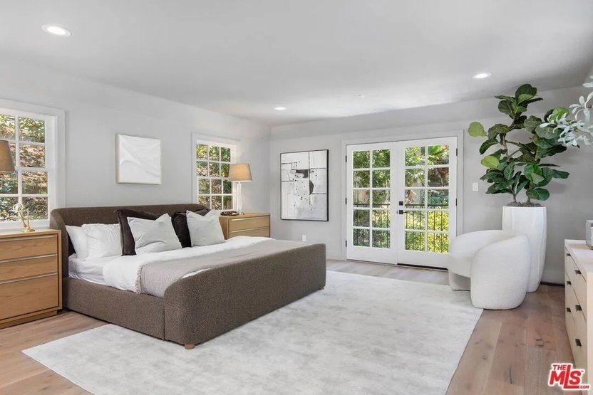 Realtor.com - Christina Ricci 5