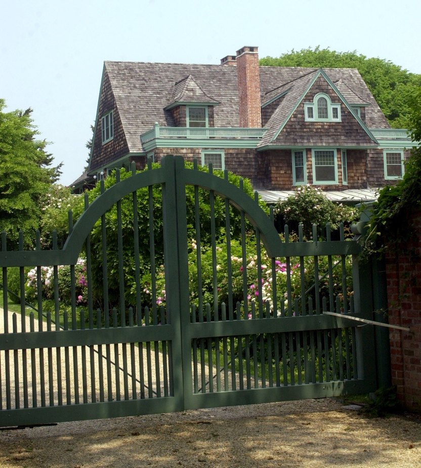 Martha Stewart's former Hamptons home