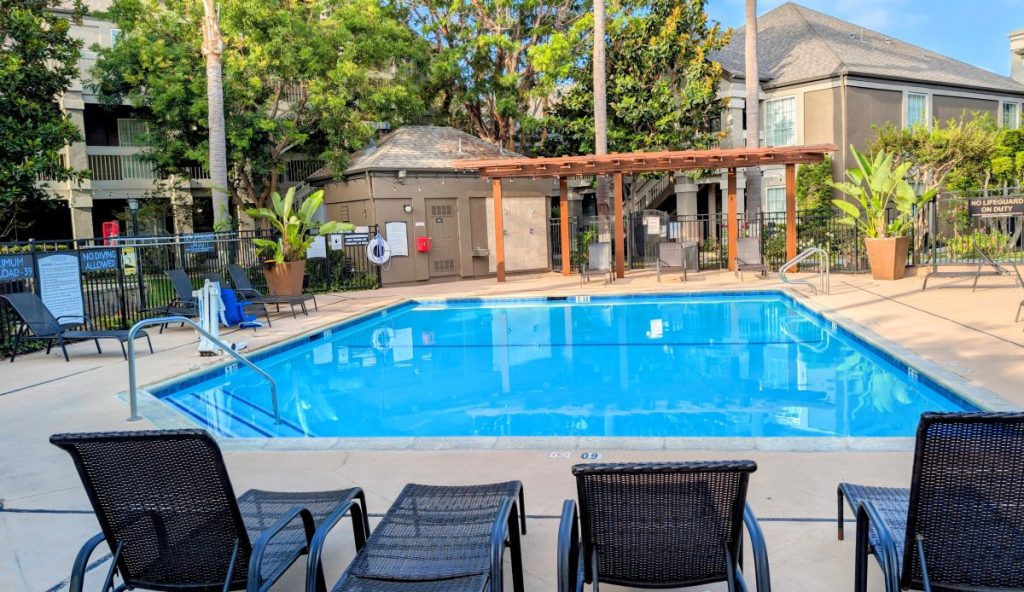 Pool at Sonesta Suites Torrance/Redondo Beach