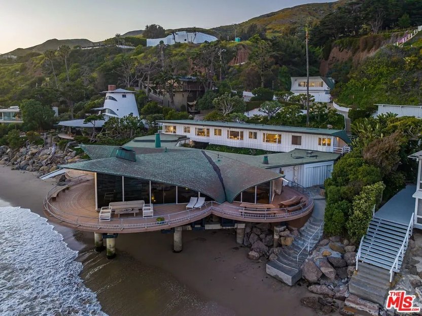 Karlie Kloss buys Wave House in Malibu