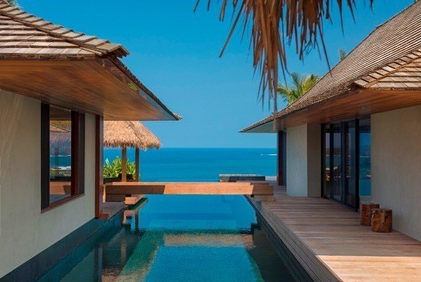 Metropoulos dropped a cool $11.4 million in 2016 for a home on 7.3 acres on the north shore of Kauai