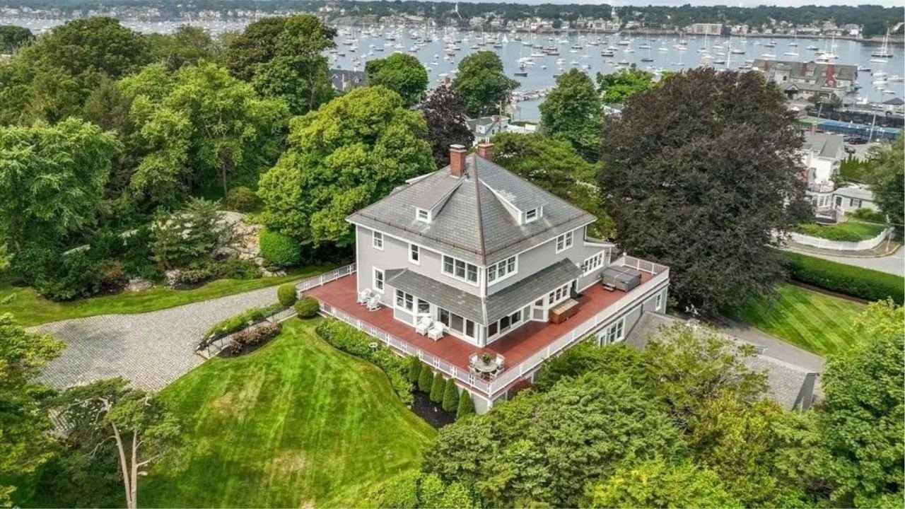 Lipton Tea Boss's former home on the market