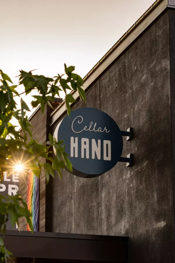 Restaurant Review: Cellar Hand,Cole Novak