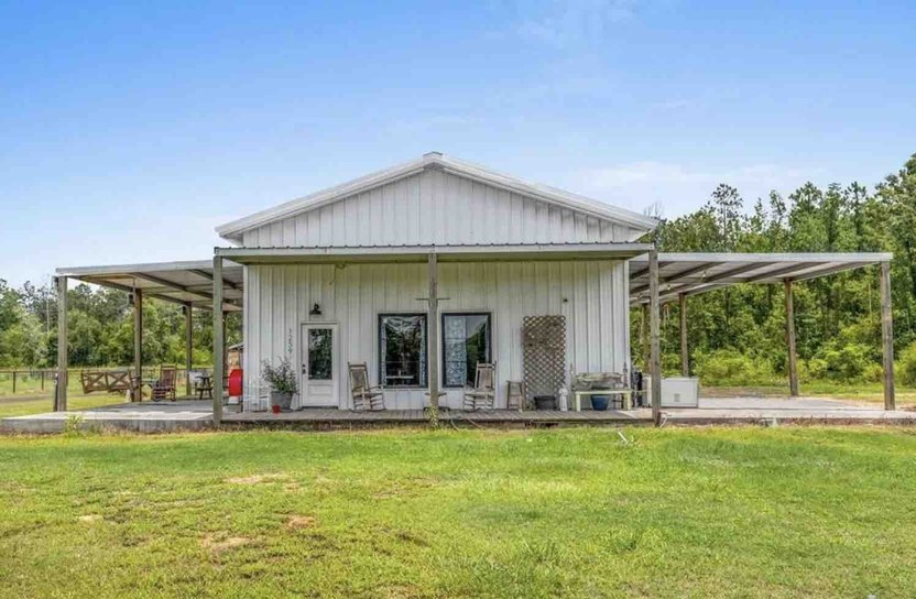 Reeves, LA house