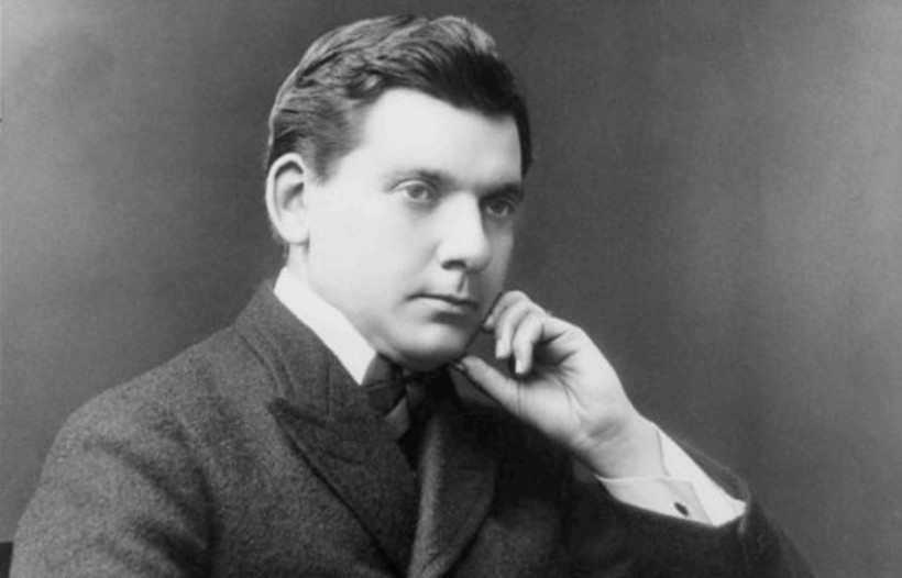 Irving Gill