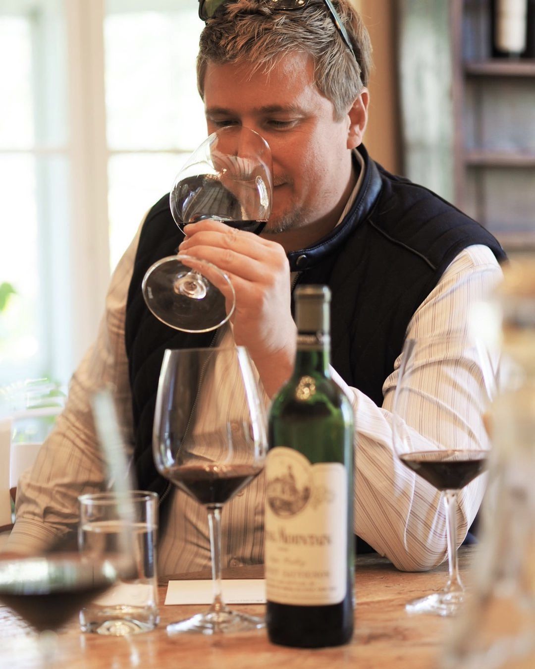 Legendary sommelier and wine expert Ian Cauble attending the 2024 Del Mar Wine Food Festival Blind Tasting with the Masters event on October 3