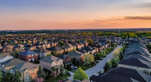 Buy Now, or Wait?,KCM Crew