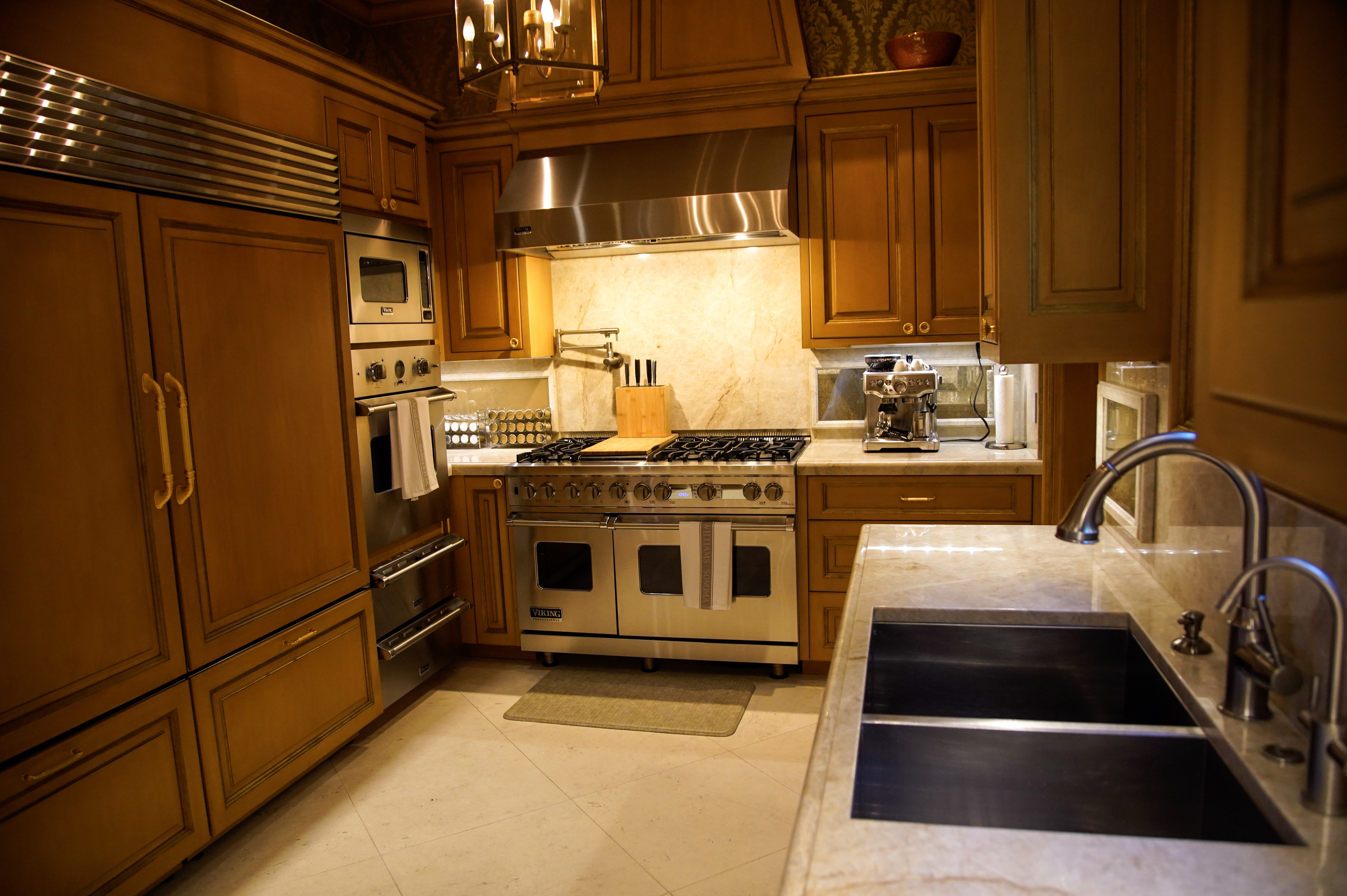 Guest house kitchen of The Sand Castle mansion in La...