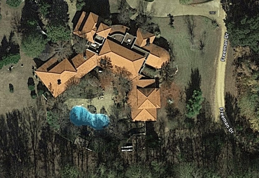 Morgan Freeman's extensive ranch near Charleston, MS