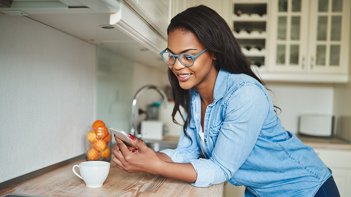 Young-woman-texting