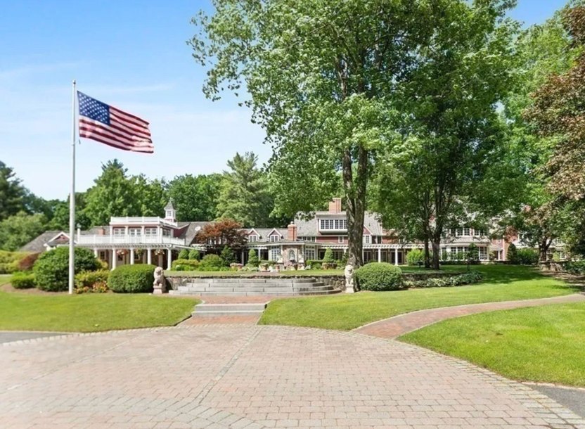 Yankee Candle co founder's estate