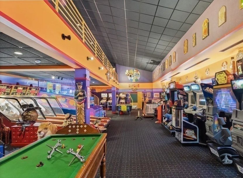 Yankee Candle founder estate