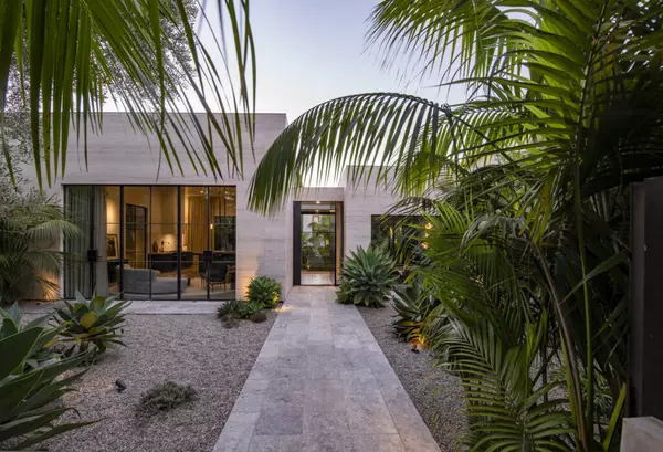A Visionary Compound In Venice, $8.5M,Philip Ferrato