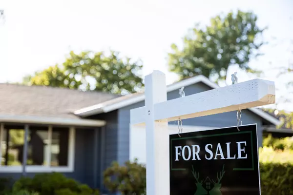 Sales of Existing Homes Jump to Their Highest Level Since March in Pre-Holiday Surge,Keith Griffith