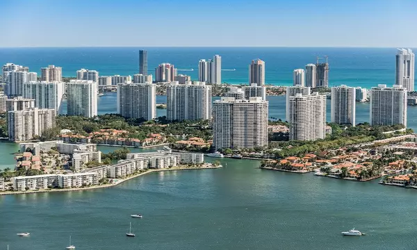 Miami Beach&#8217;s Luxury High-Rise Buildings Are Sinking—but Wealthy Buyers Are Still Flocking There