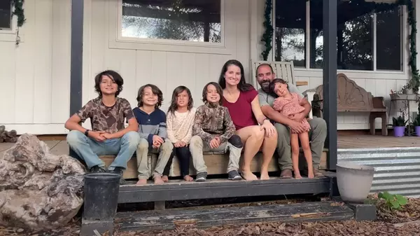 Mother Reveals How Her Family of 7 Converted 2 Sheds Into Beautiful Off-Grid Homestead To Avoid Ever Paying a Mortgage Again