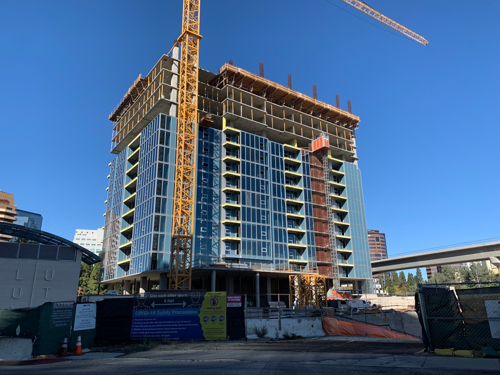 The Lux UTC complex, which was completed in 2022, is offering up to two months off on select units. It has one of the highest average rents, $5,147, in San Diego County. (CoStar)
