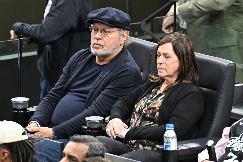 INGLEWOOD, CALIFORNIA - NOVEMBER 06: Billy Crystal attends a basketball game between the Los Angeles Clippers and Philadelphia 76ers at Intuit Dome on November 06, 2024 in Inglewood, California. NOTE TO USER: User expressly acknowledges and agrees that, by downloading and or using this photograph, User is consenting to the terms and conditions of the Getty Images License Agreement. (Photo by Allen Berezovsky/Getty Images)