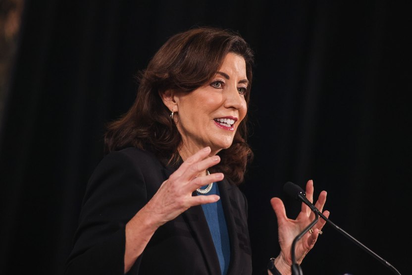  N.Y.: New York State Governor Kathy Hochul 