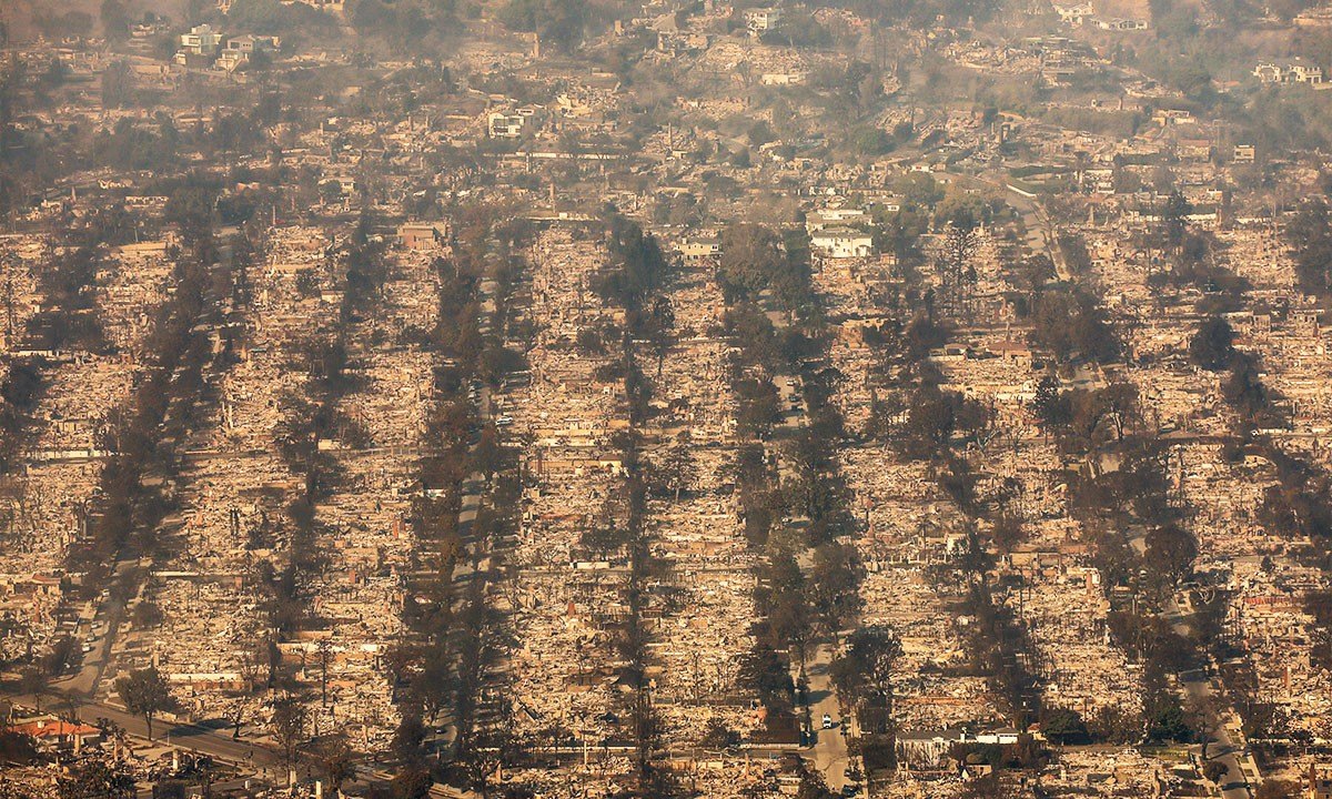 Pacific Palisades CA, Thursday, January 9, 2025 - Aerial view of neighborhoods destroyed by the Palisades Fire.