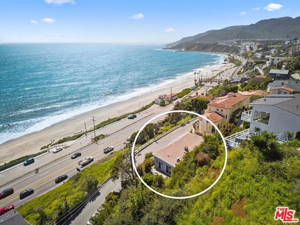 17000 block of Castellammare Drive