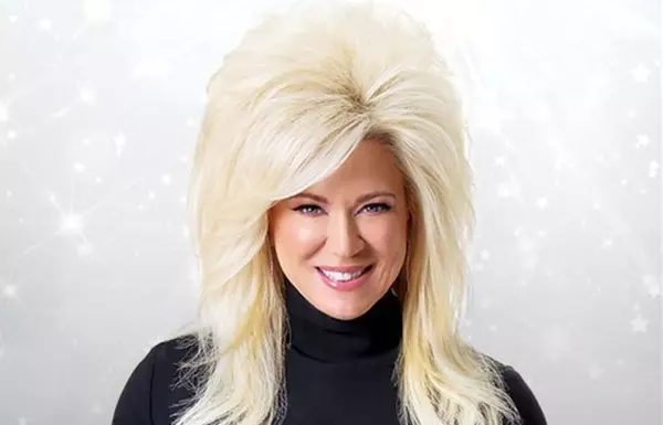 &#8216;Long Island Medium&#8217; Theresa Caputo Captivates Believers at Harrah’s Resort