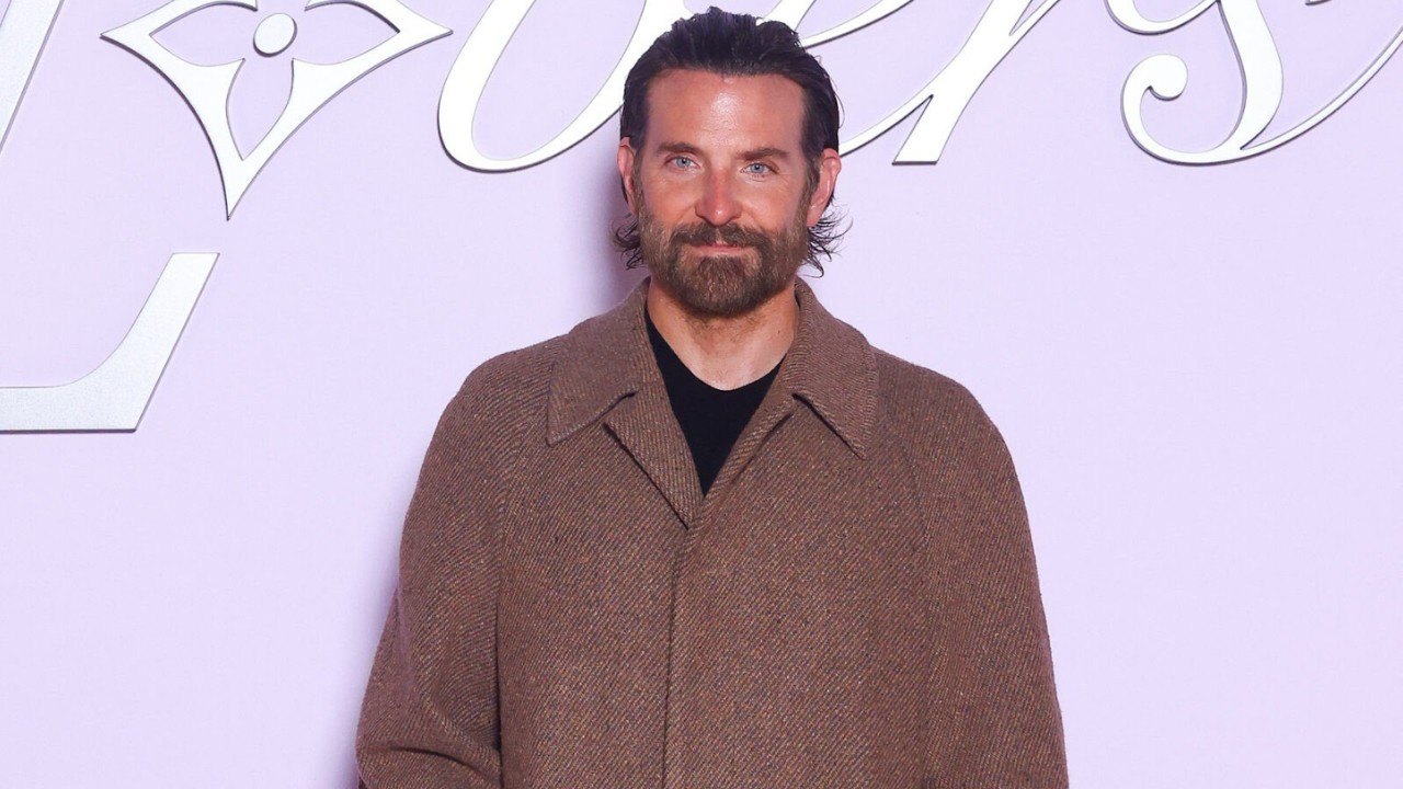 PARIS, FRANCE - JANUARY 21: (EDITORIAL USE ONLY - For Non-Editorial use please seek approval from Fashion House) Bradley Cooper attends the Louis Vuitton Menswear Fall-Winter 2025/2026 show as part of Paris Fashion Week on January 21, 2025 in Paris, France. (Photo by Marc Piasecki/WireImage)