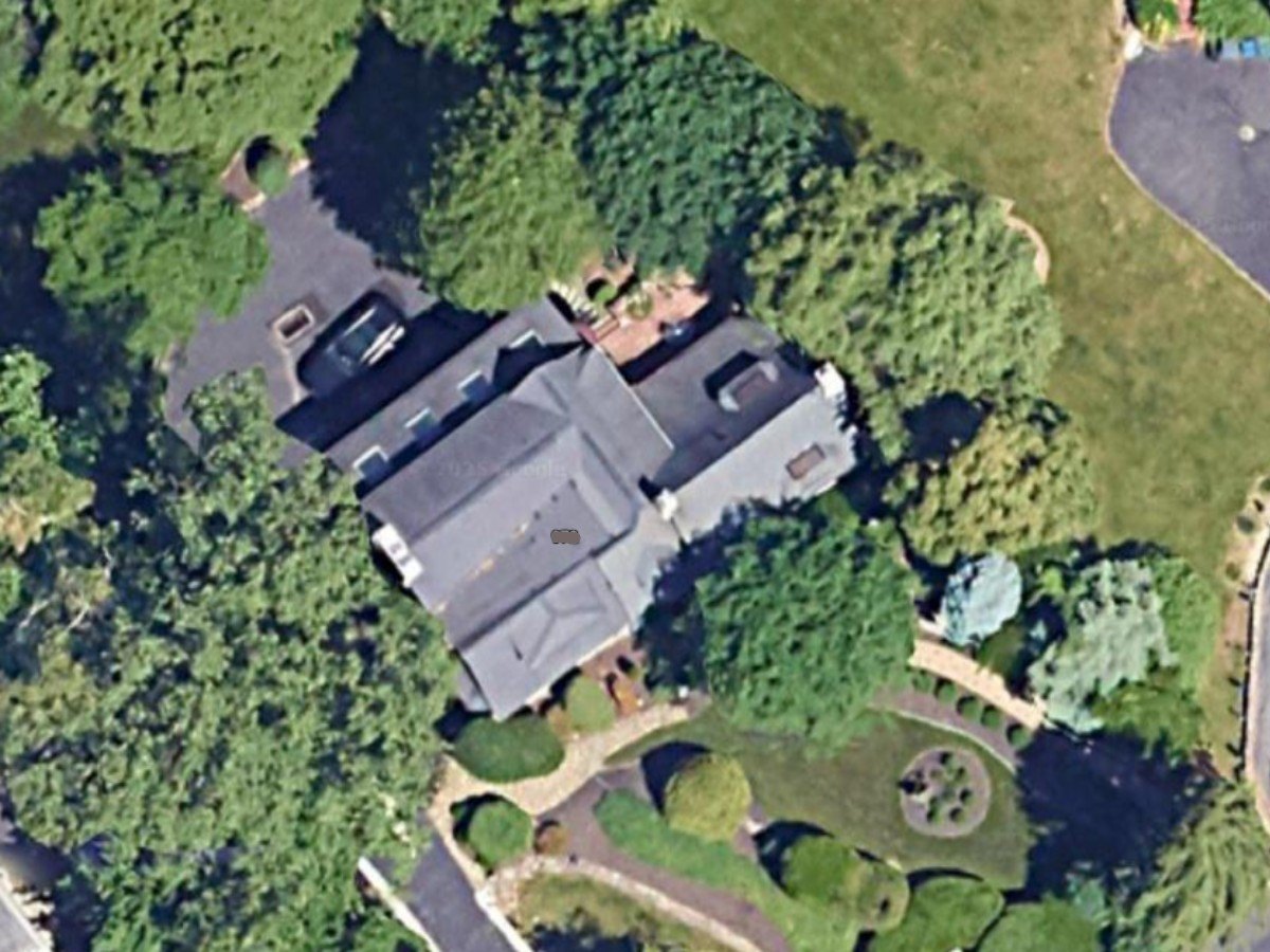 As Bradley Cooper Cheers On Philadelphia Eagles With Daughter LeaâSee His Charming $38,000 Childhood Home Where His Love For Team Began