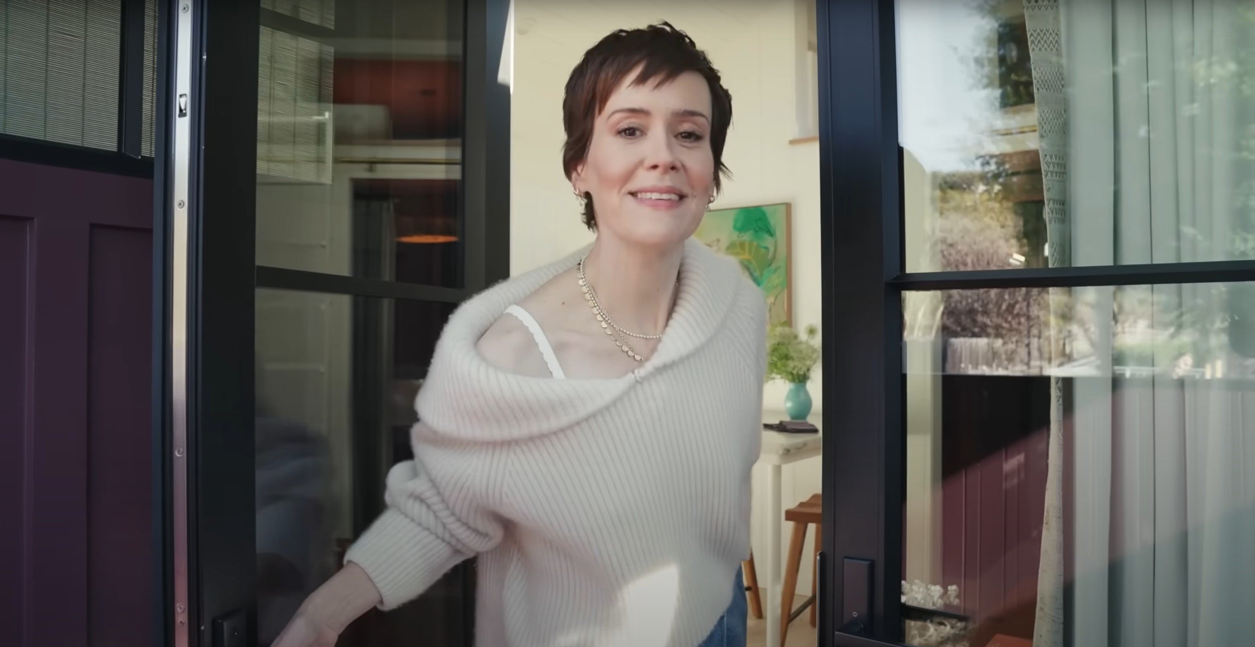 EXCLUSIVE: Sarah Paulson Takes $1.8 Million Trailer Home Off the Market