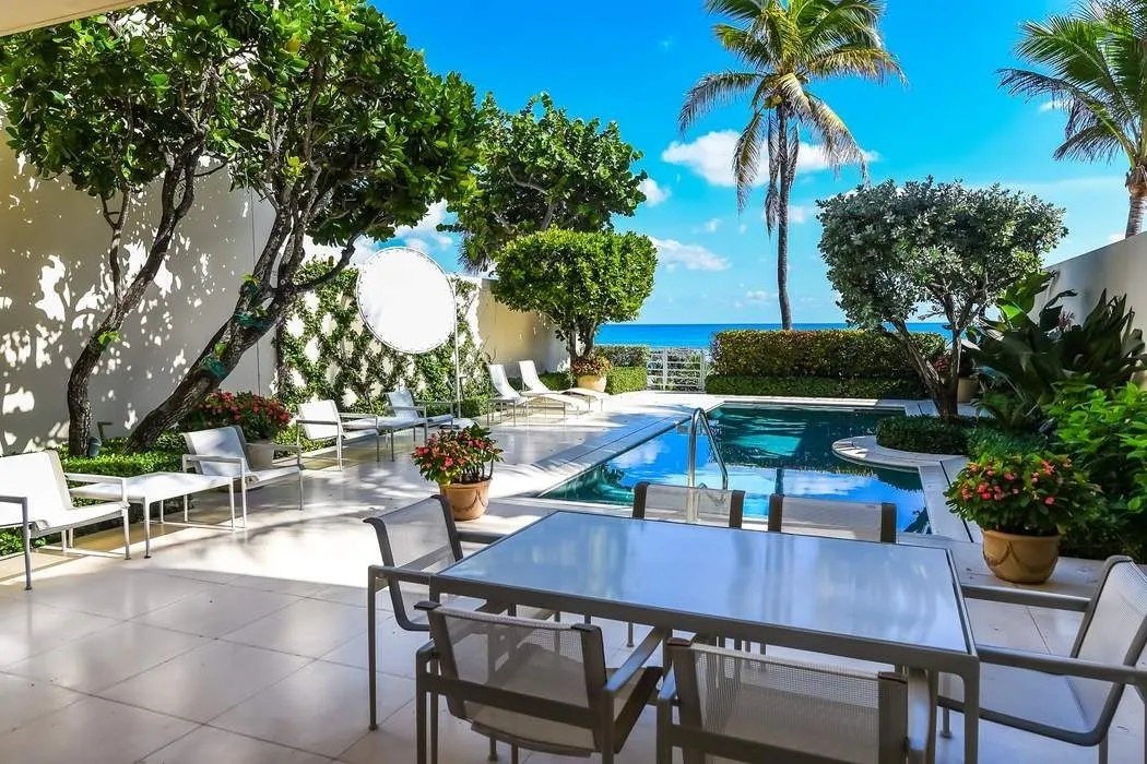 Fox News Host Sean Hannity Buys Another Property Near Mar-a-Lago After Snapping Up $23.5 Million Mansion