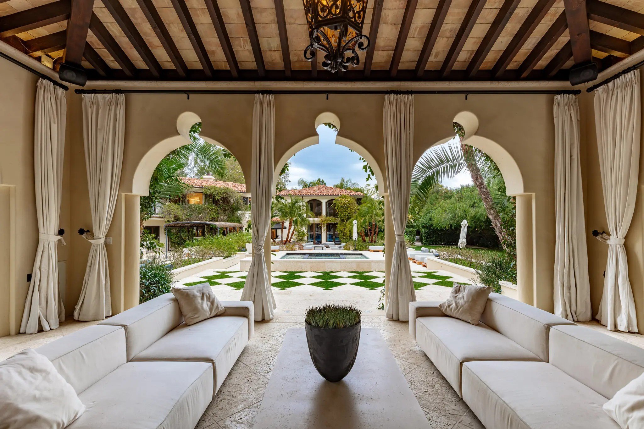 Kris Jenner Is Selling Iconic 'Keeping Up With the Kardashians' Mansion for $13.5 Million