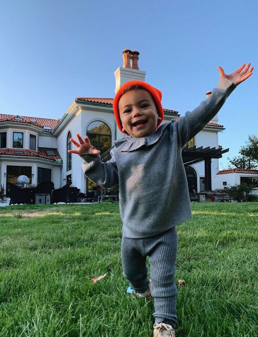 Newly-Engaged Saquon Barkley Will Chase Down His Own Ring at Super Bowl&acirc;But Is a New Marital Mansion Next on His Wishlist?