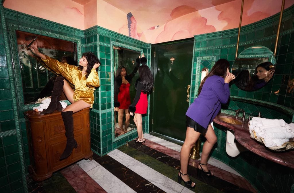 San Diego restaurant bathroom at Seneca in downtown