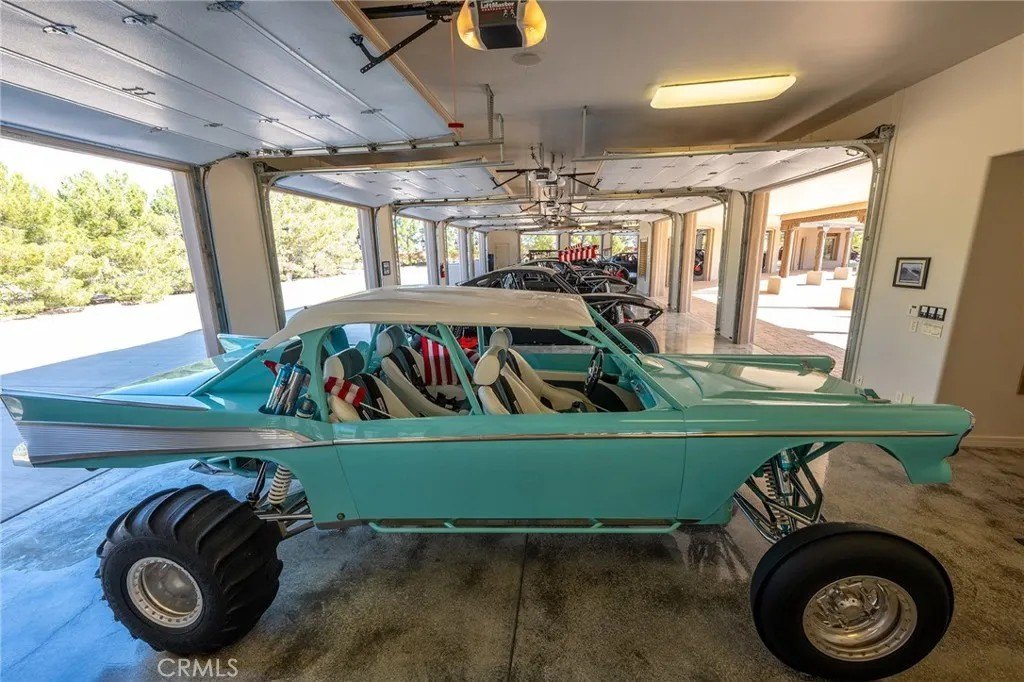 13 custom sand cars like this one come with the asking price â and they could be worth upwards of $150,000 a piece!