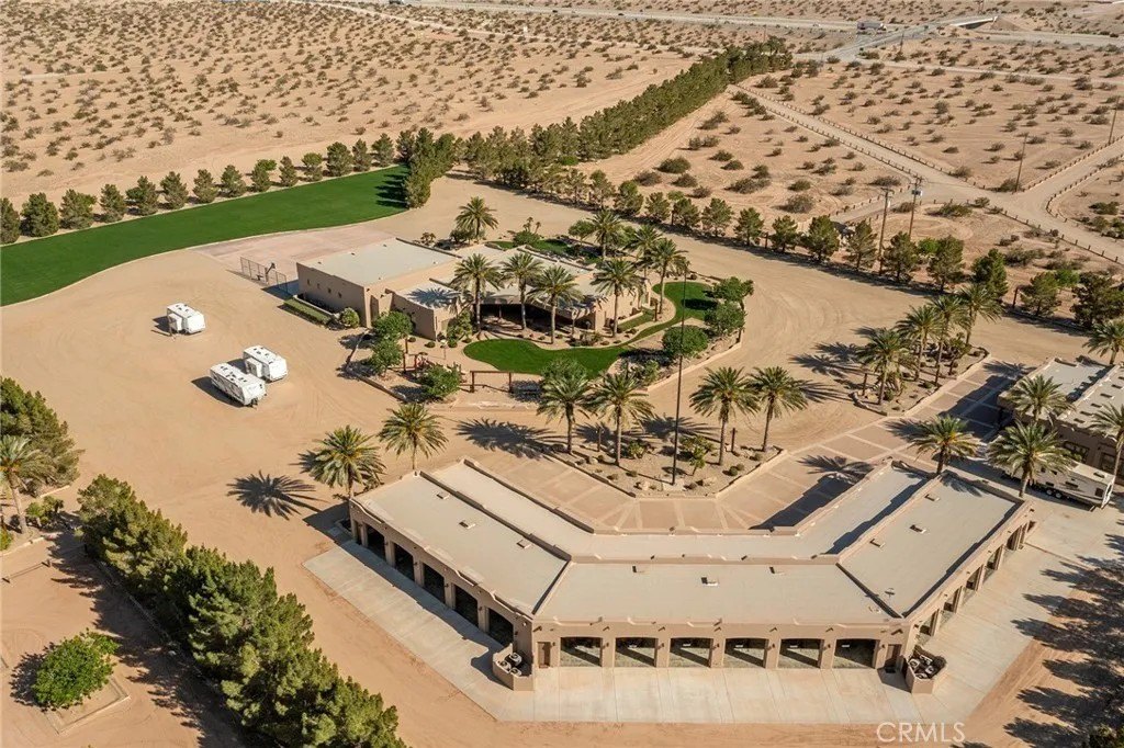 The 420-acre Dune Ranch in the Glamis area has everything a desert rider could desire.