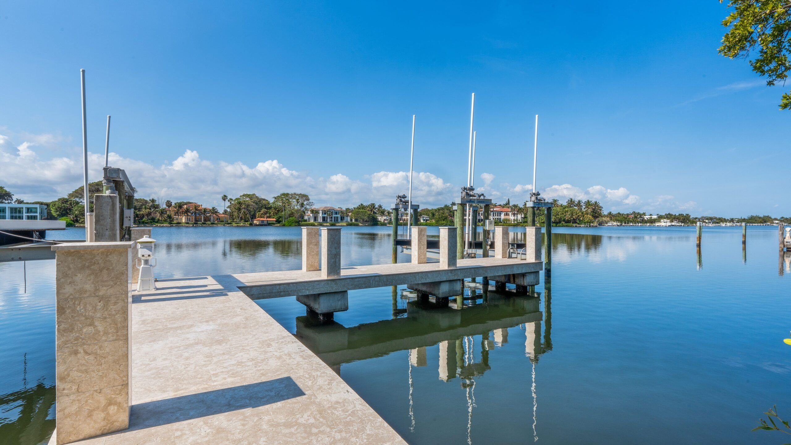 Dock