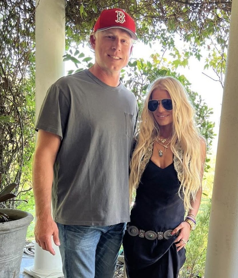 Jessica Simpson Reveals the Real Reason She Left L.A.&mdash;and Her Kids&mdash;To Move to Nashville as She Opens Up About Eric Johnson Divorce