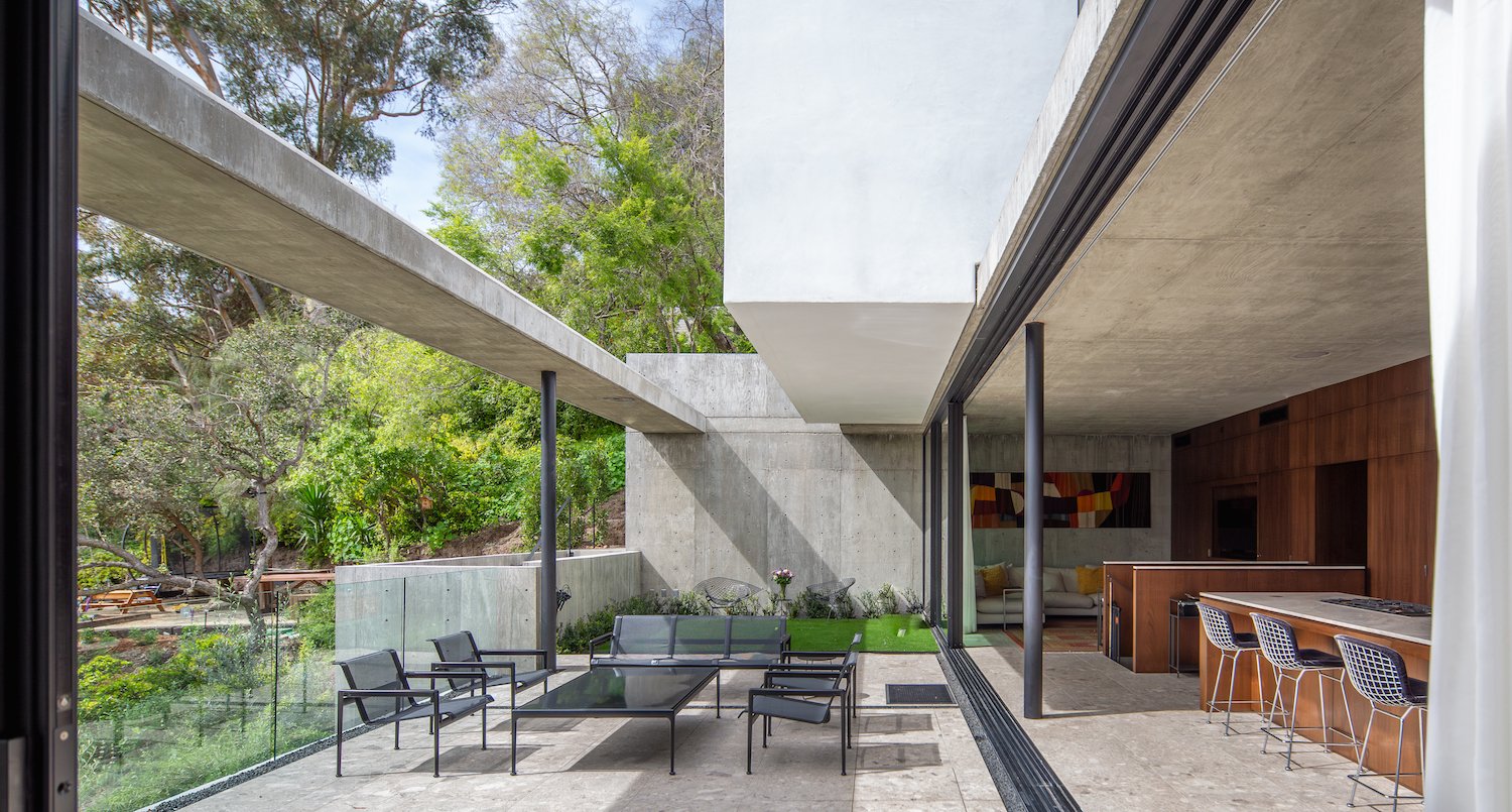 Architect Matthew Segal's outdoor patio in his Mission Hills home