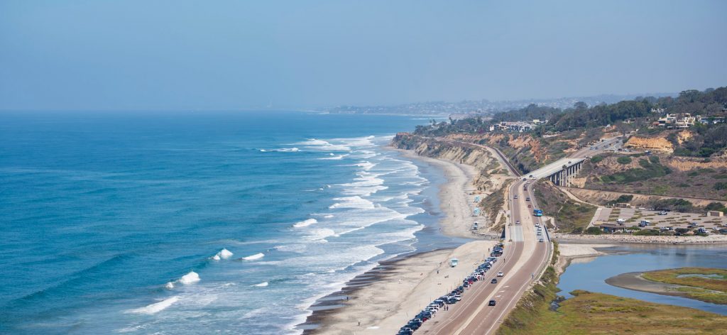 A section of the Pacific Coast Highway in San Diego, California near Torrey Pines State Natural Reserve.