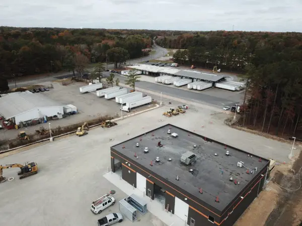 Trucking company opens $7M maintenance facility at Richmond outpost,Jackie DiBartolomeo