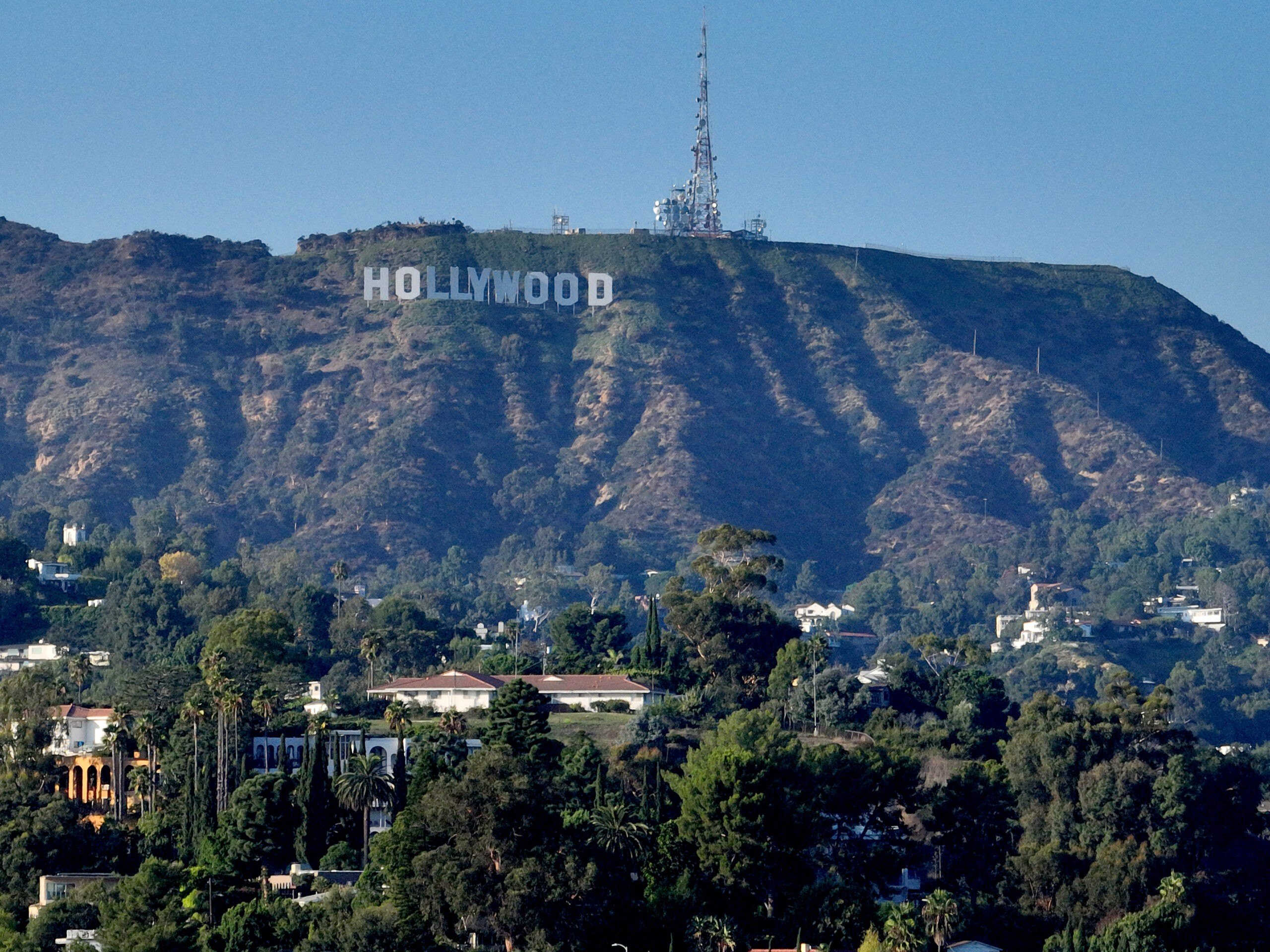 Celebrities selling homes off-market