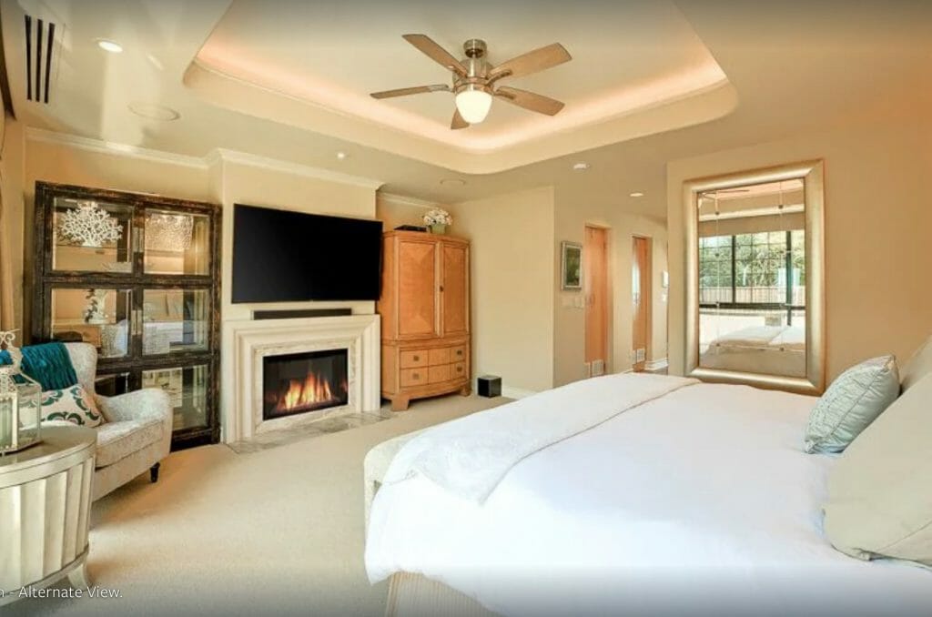 Elegant bedroom in oceanfront villa in La Jolla