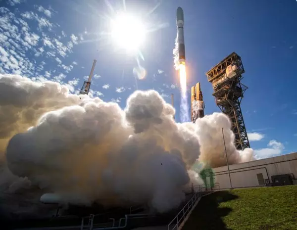 The Year in Space: Amazon&#8217;s Project Kuiper revs up to join the megaconstellation market,Alan Boyle
