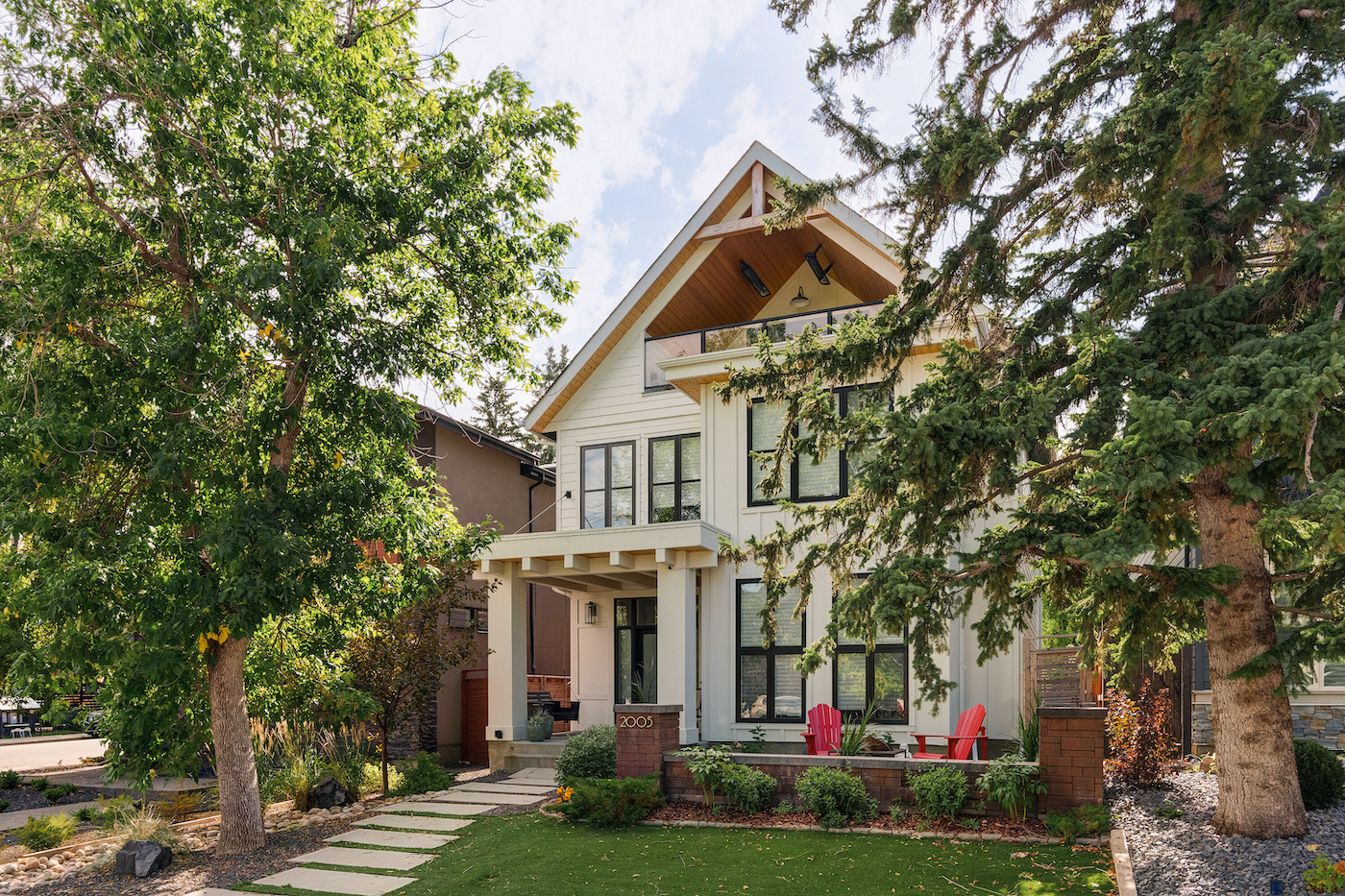 Property of the Week: A Modern Farmhouse with a Backyard Pool in Altadore,Michaela Ream